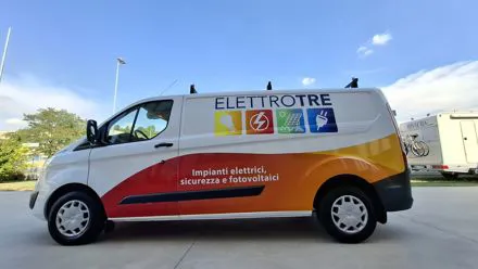 personalizzazione furgone elettrotre new art